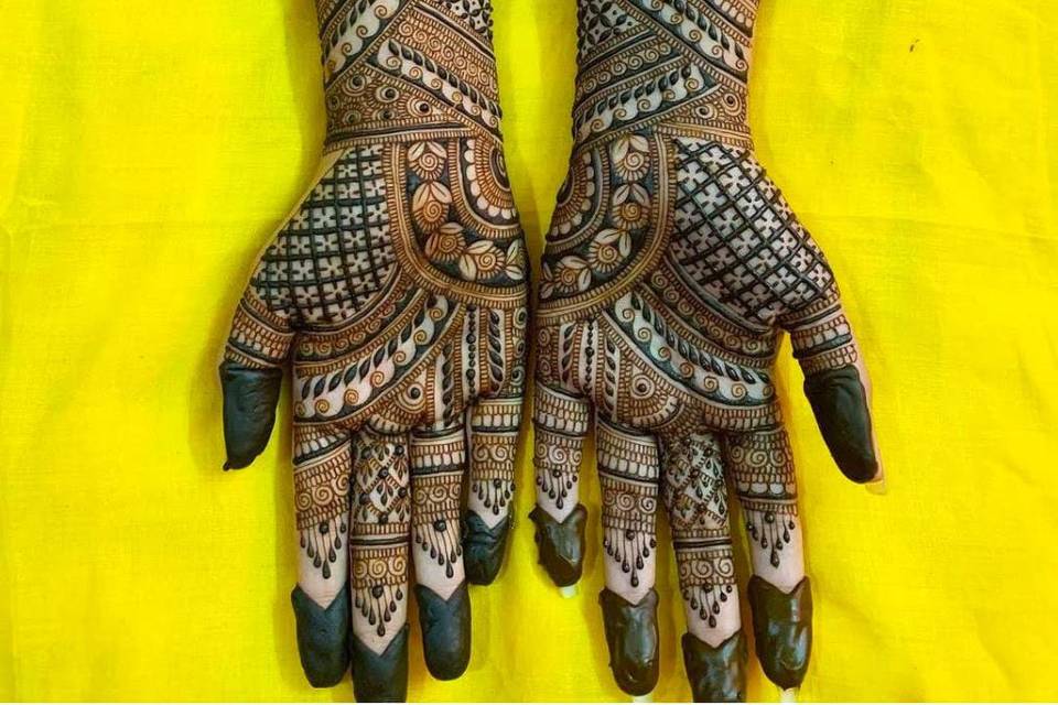 Designer mehendi