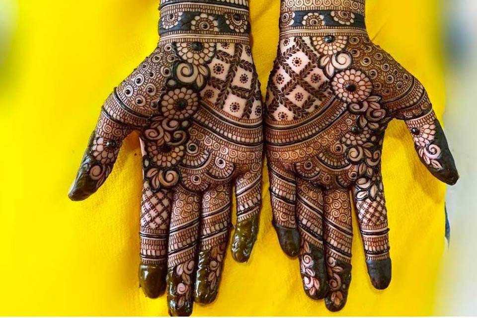 Designer mehendi