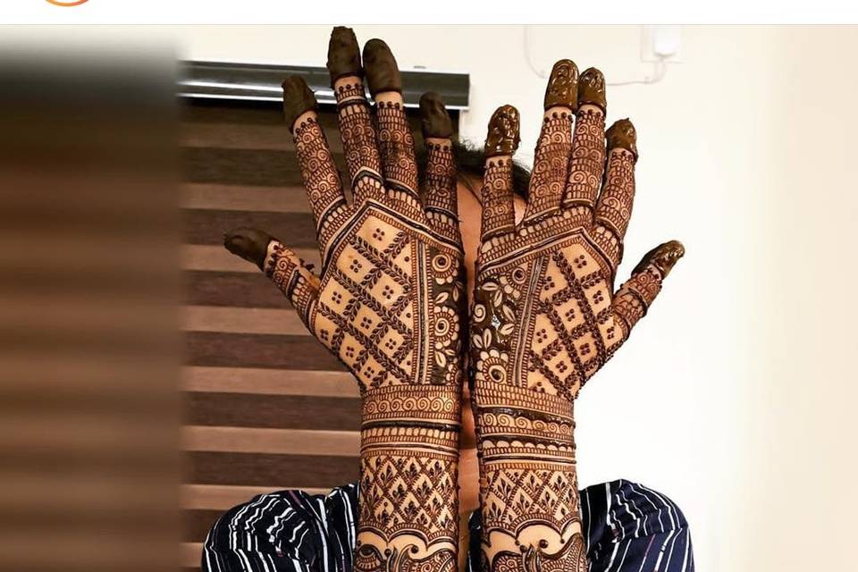 Designer mehendi