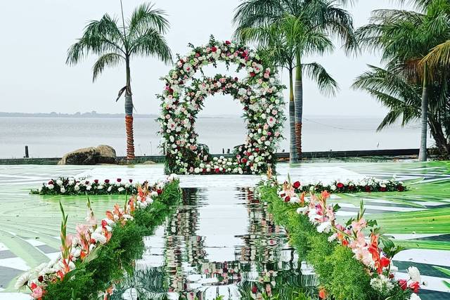 Entrance decor