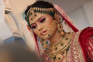 Blush Makeups & Salon