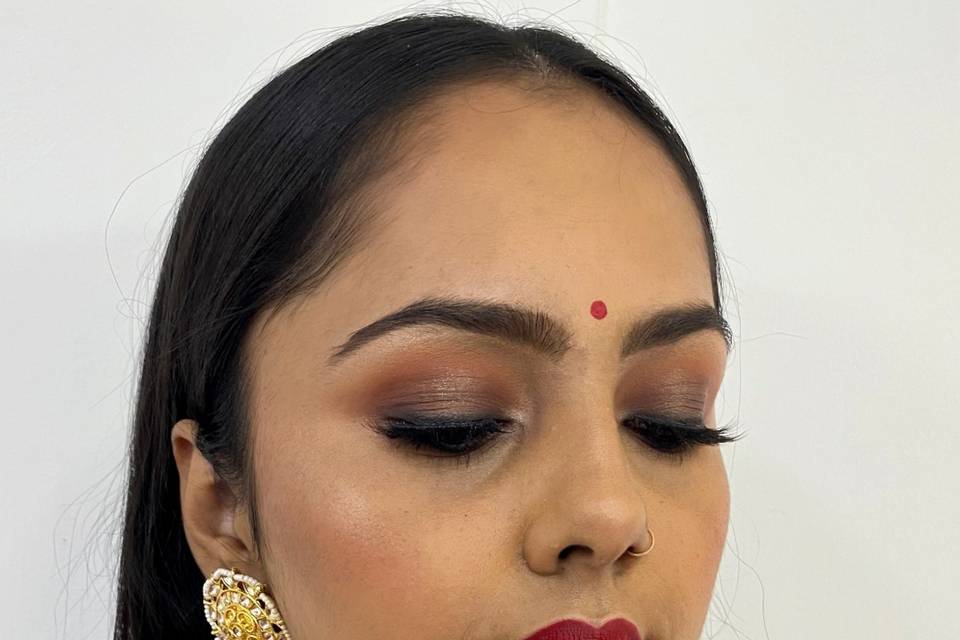 Riya Sharma Makeup Artist
