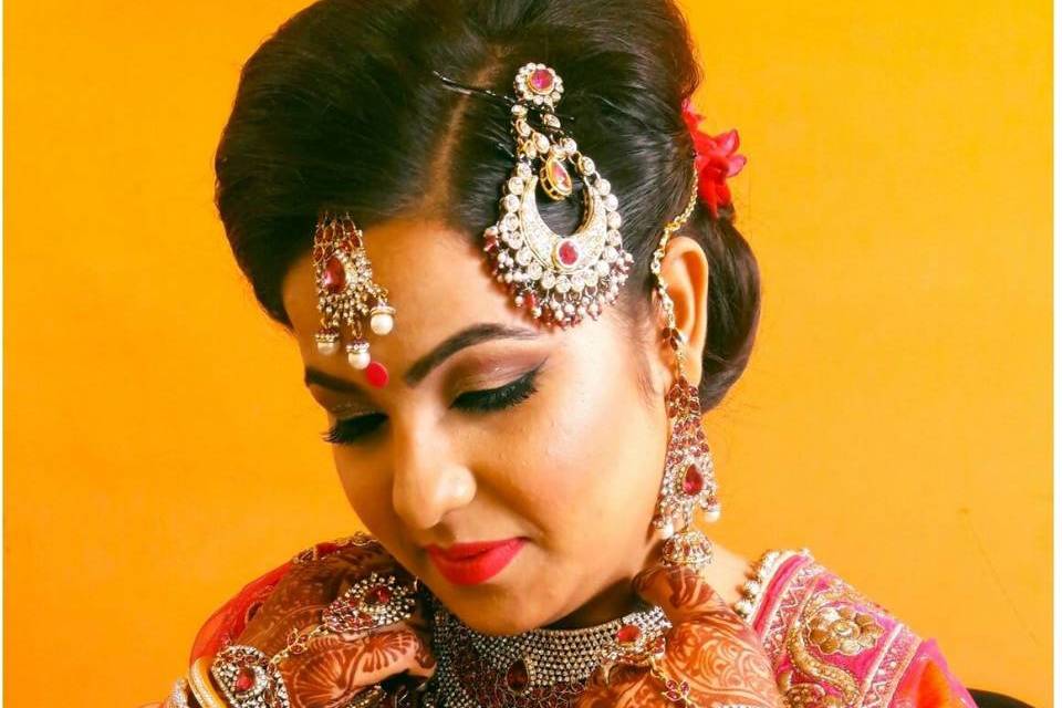 Bridal makeup