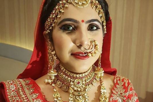 Bridal makeup