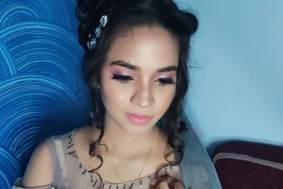 Party makeup