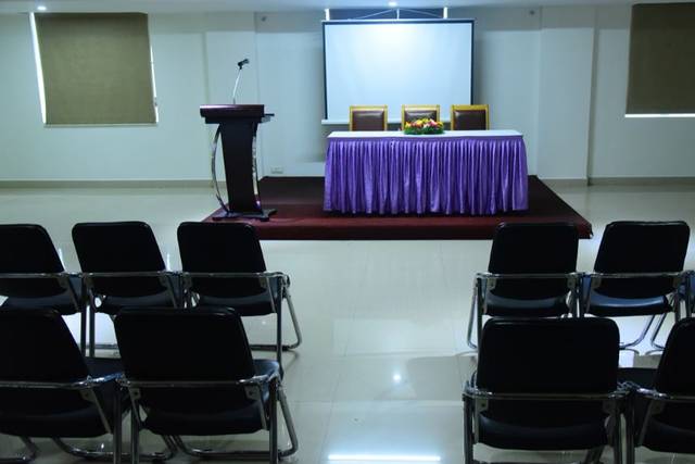 Hotel Malayoram Gateway, Kozhikode