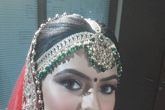 Bridal makeup