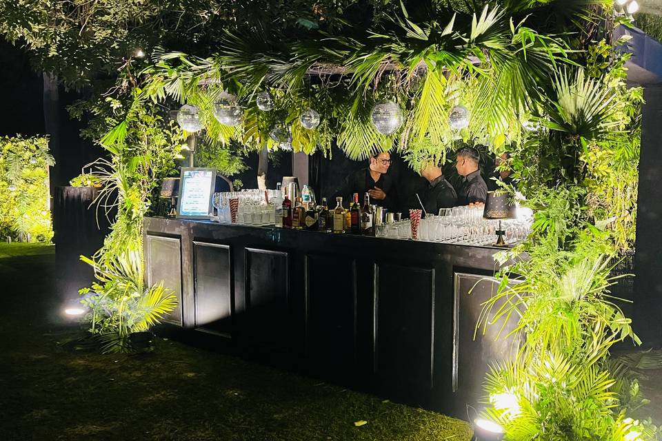 Tropical Bar