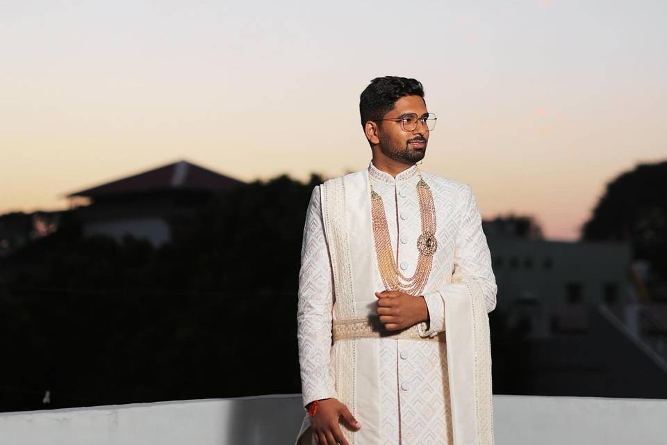 Groom
