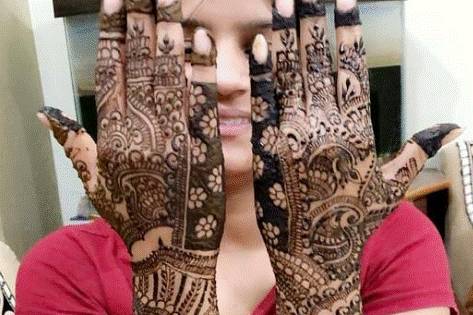 Rehny Mehendi