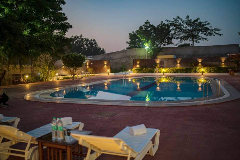 Rishika Clarks Inn, Udaipur