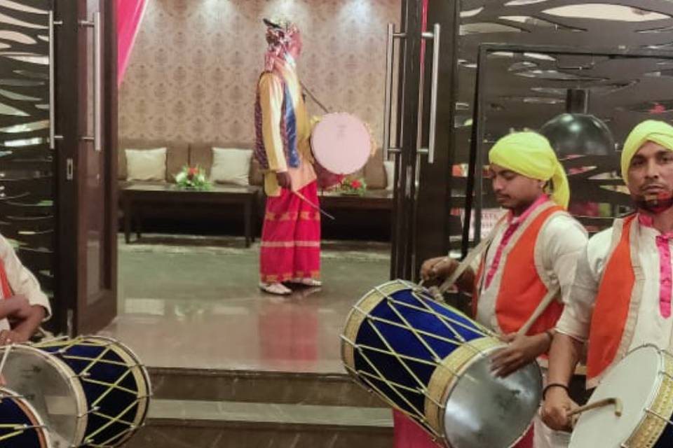 Punjabi Dhol for any occassion