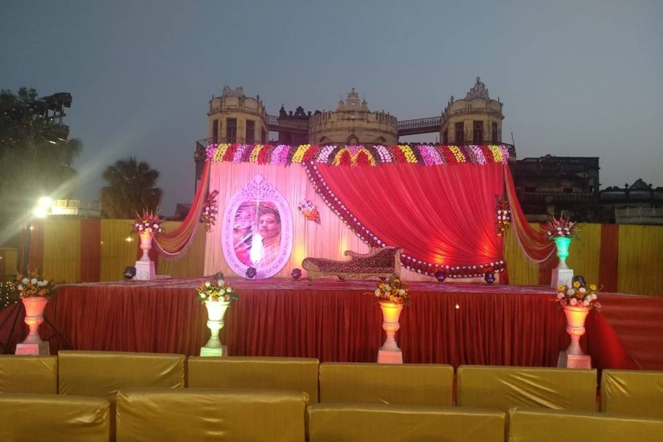 Stage decor