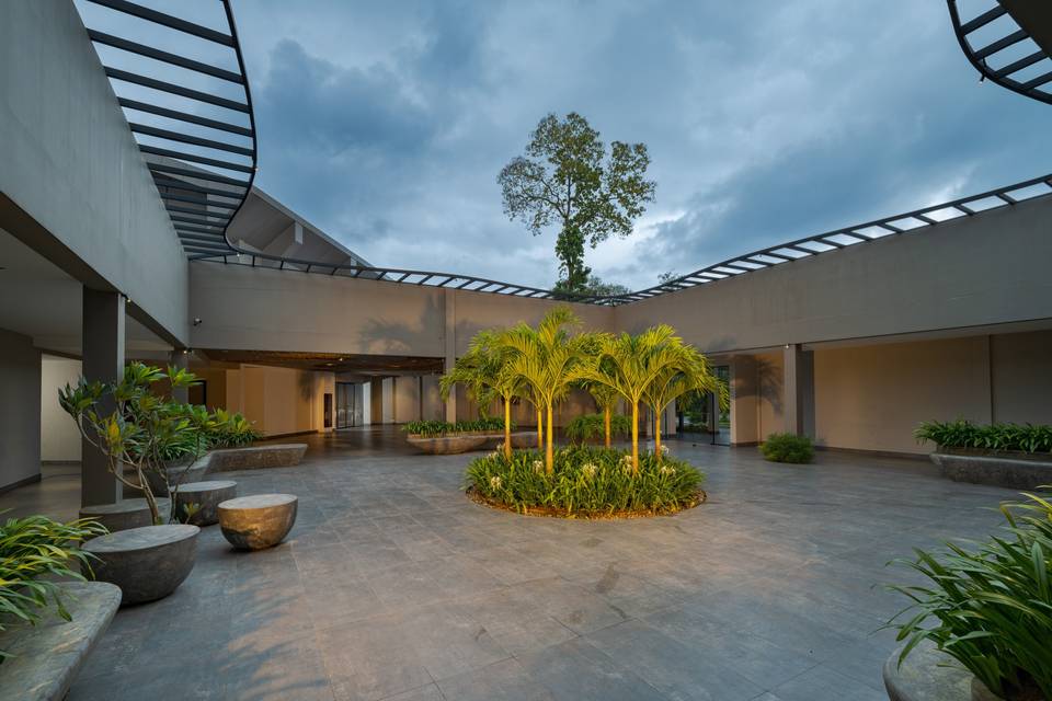 Courtyard - Open-Air