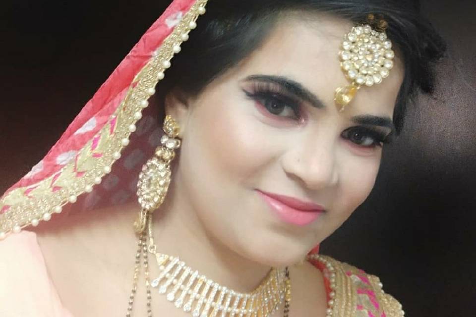 Juhi Makeup Artistry, Indore