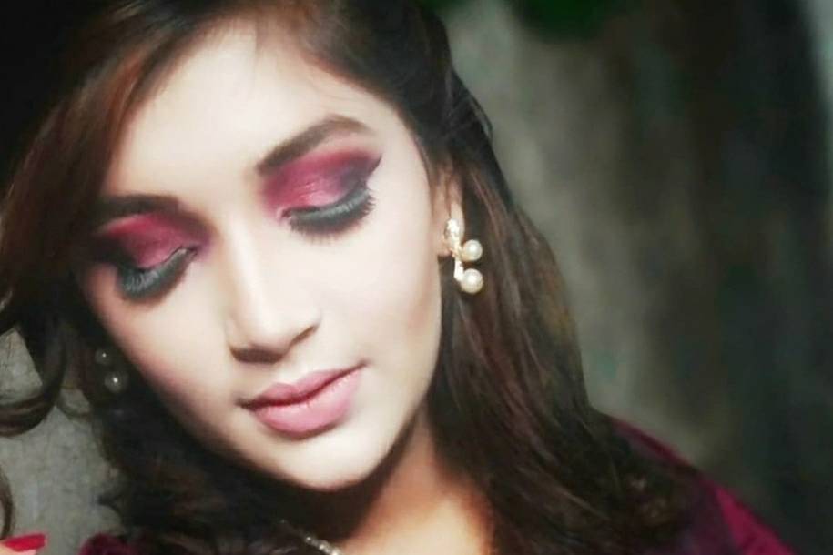 Juhi Makeup Artistry, Indore