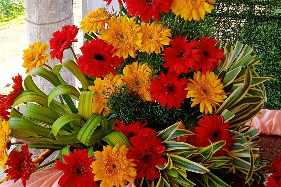 Welcome table bouquet