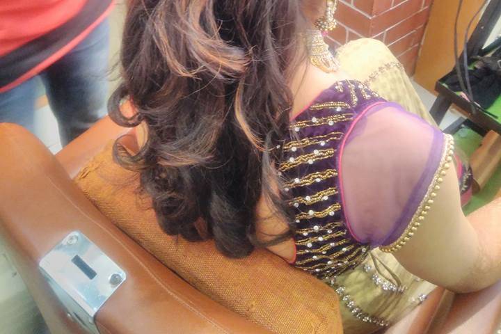 Studio 7 Salon, Indore