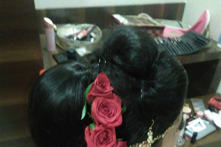 Studio 7 Salon, Indore