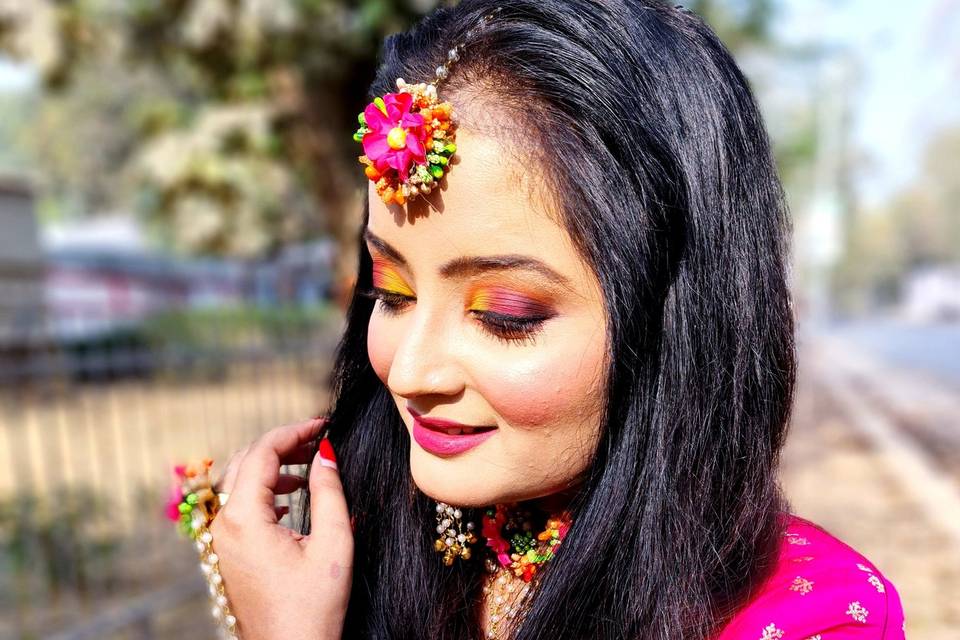 Kislaya Sinha Makeup