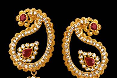 earrings design in gold at tanishq
