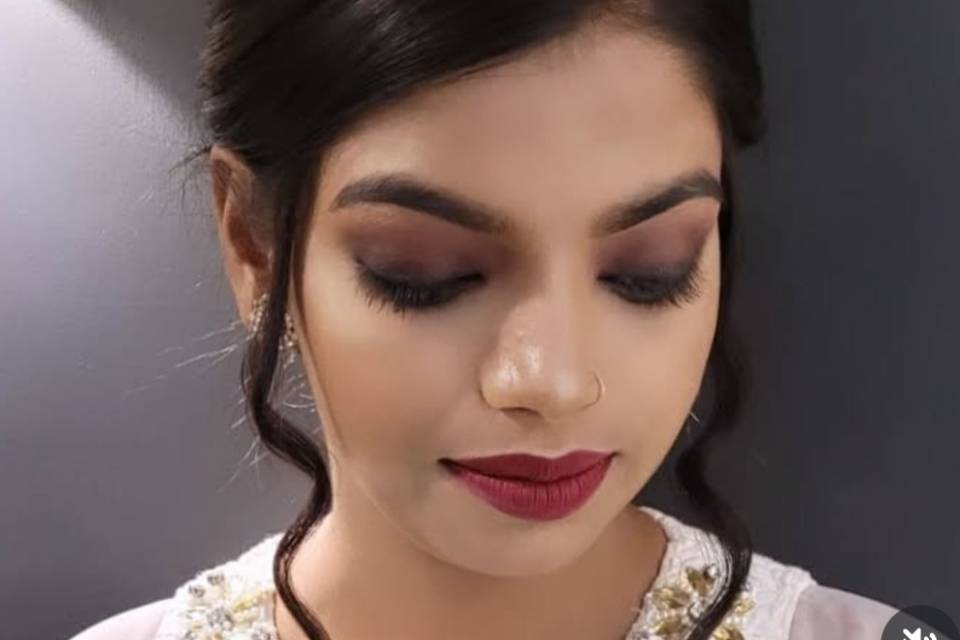 Party makeup