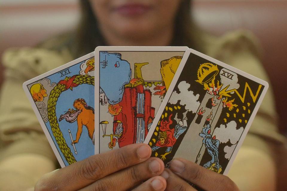 Tarot by Surbhi