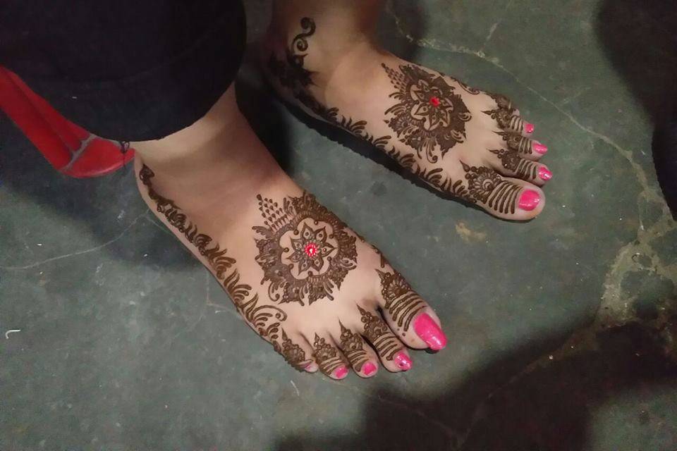 N.R Tattoo & Mehendi Point