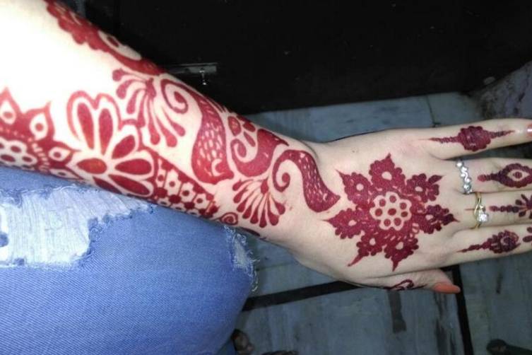 N.R Tattoo & Mehendi Point