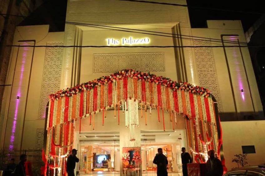 Entry Decor