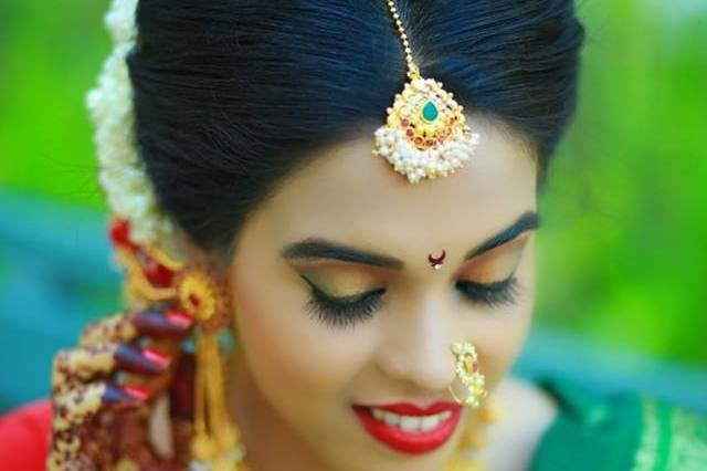 Bridal makeup