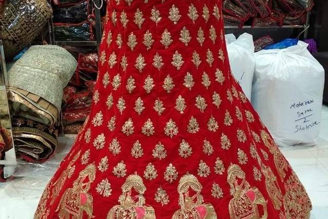 Pink Embroided Indian Bridal Dress at Rs 18000 in Kanpur | ID: 11735376773