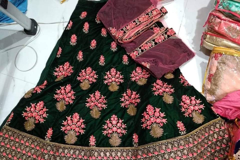 Top Bridal Lehenga Wholesalers in Kanpur - ब्राइडल लेहेंगा व्होलेसलेर्स,  कानपूर - Justdial