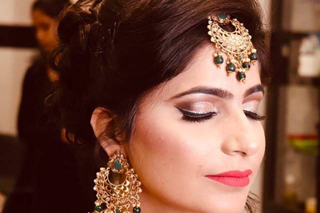 Bridal makeup