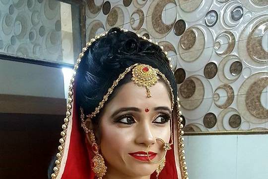 Bridal makeup