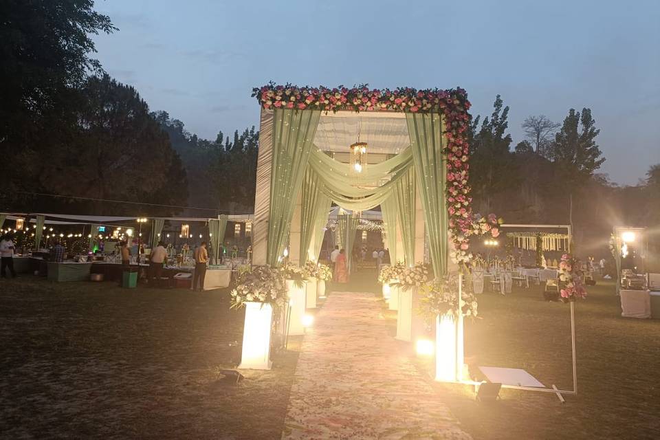 Entrance decor