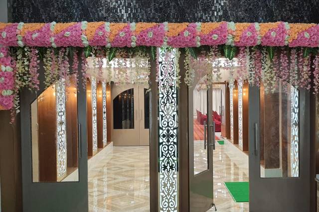 Entrance decor