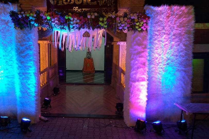 Entrance decor