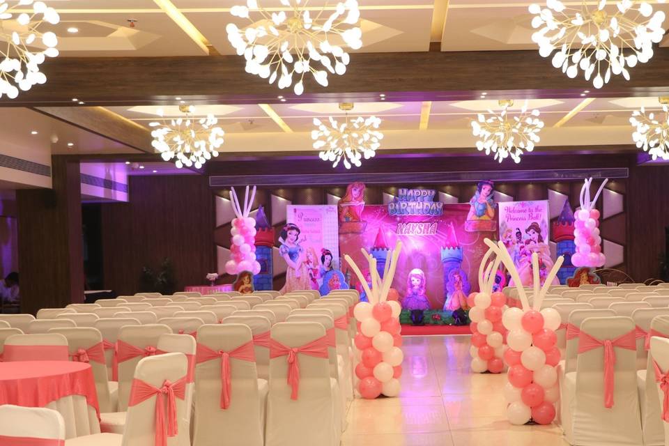 Event space