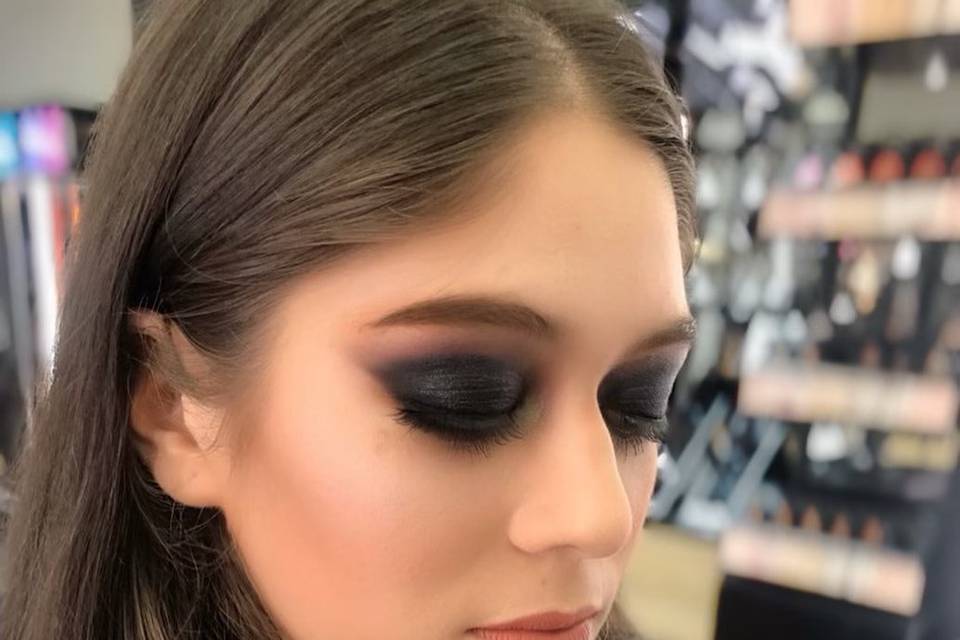 Party makeup