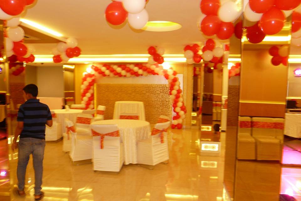 Decor using balloons