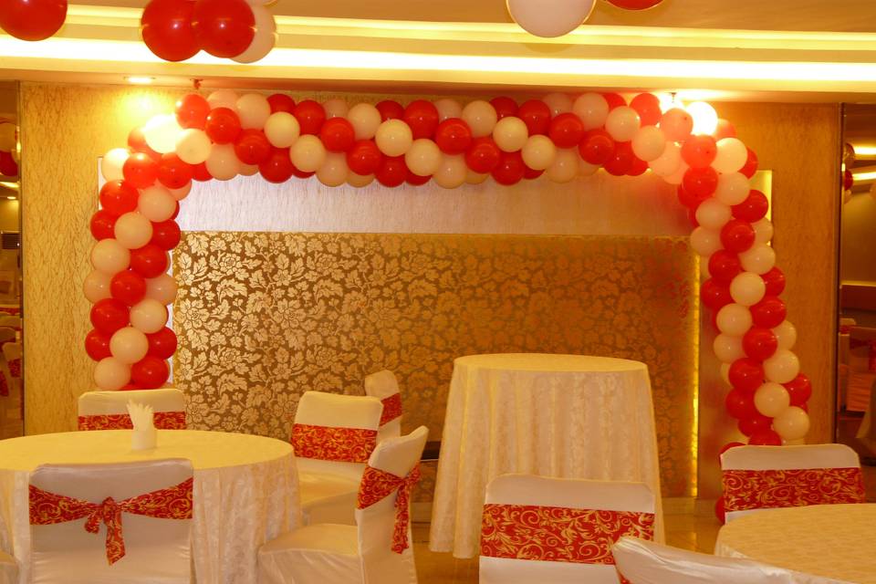 Decor using balloons