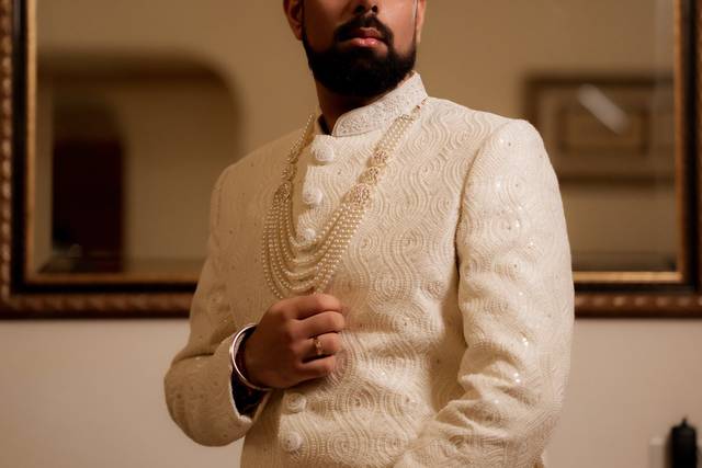 Groom