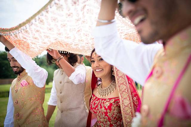 Bride entry