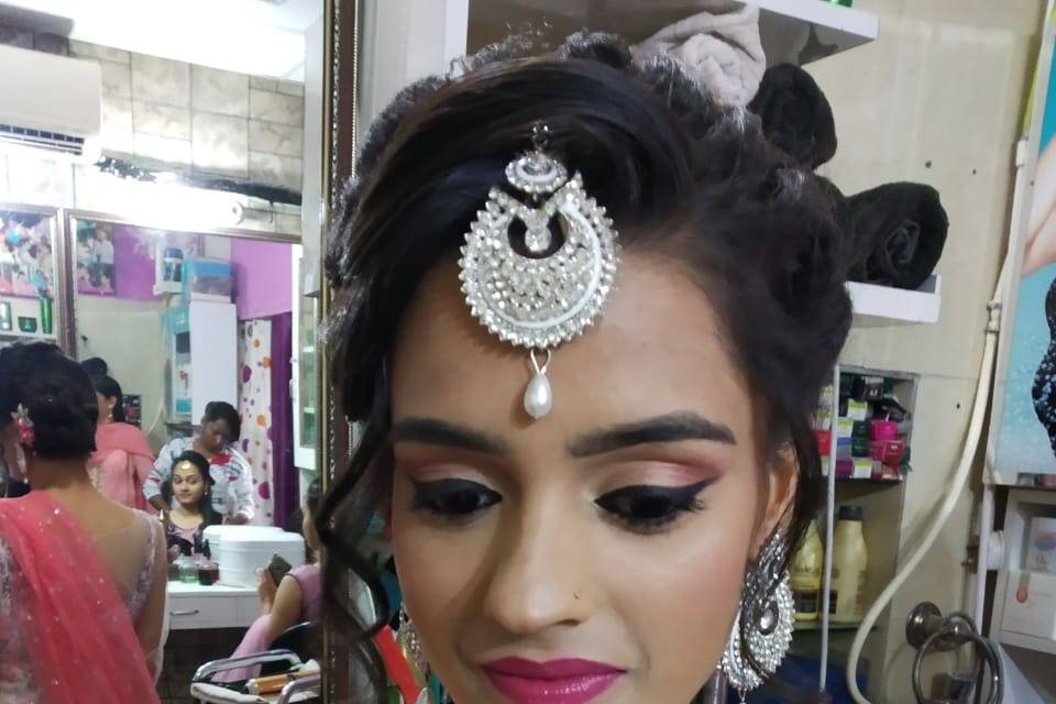 Vandana Sharma Makeup Artist