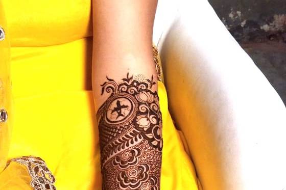 Satyam Mehndi Artist- Price & Reviews | Mohali Mehndi Artists