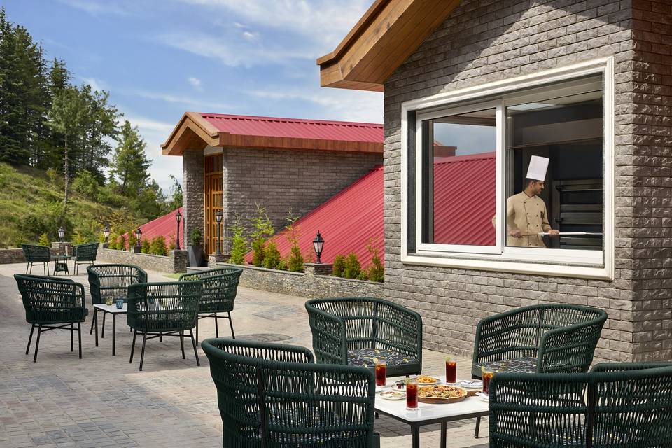 Gazebo Dinning