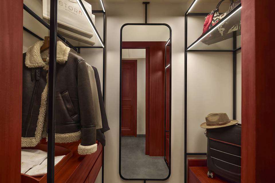 Superior Room Wardrobe