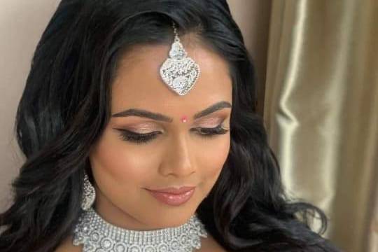 Party makeup