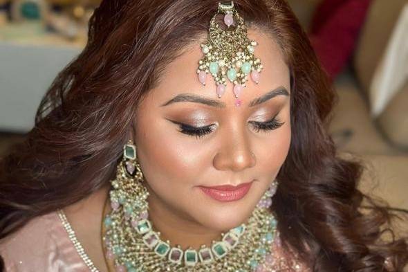 Party makeup